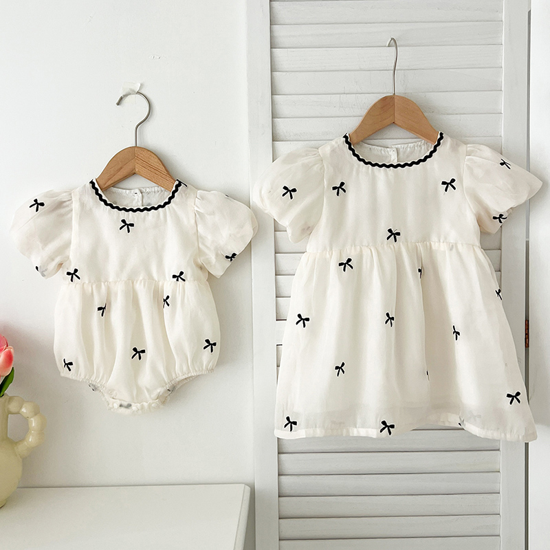 キッズ姉妹服夏の女の赤ちゃんドレス幼児女の子かわいい弓ガーゼ - Baby Clothing For Summer のレビューと価格