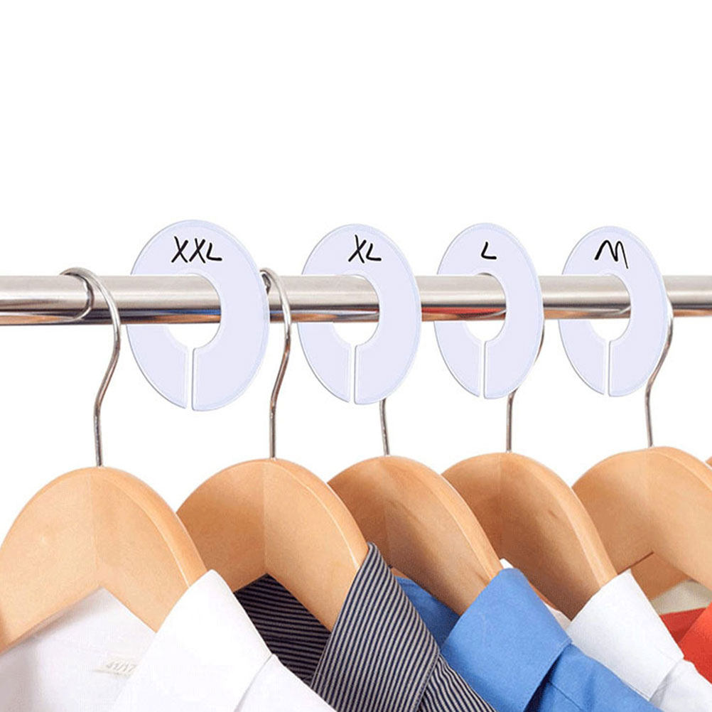 20個入り ベビー服仕分け用プラスチックハンガーサイズセパレ - Baby Clothing Wardrobe のレビューと価格