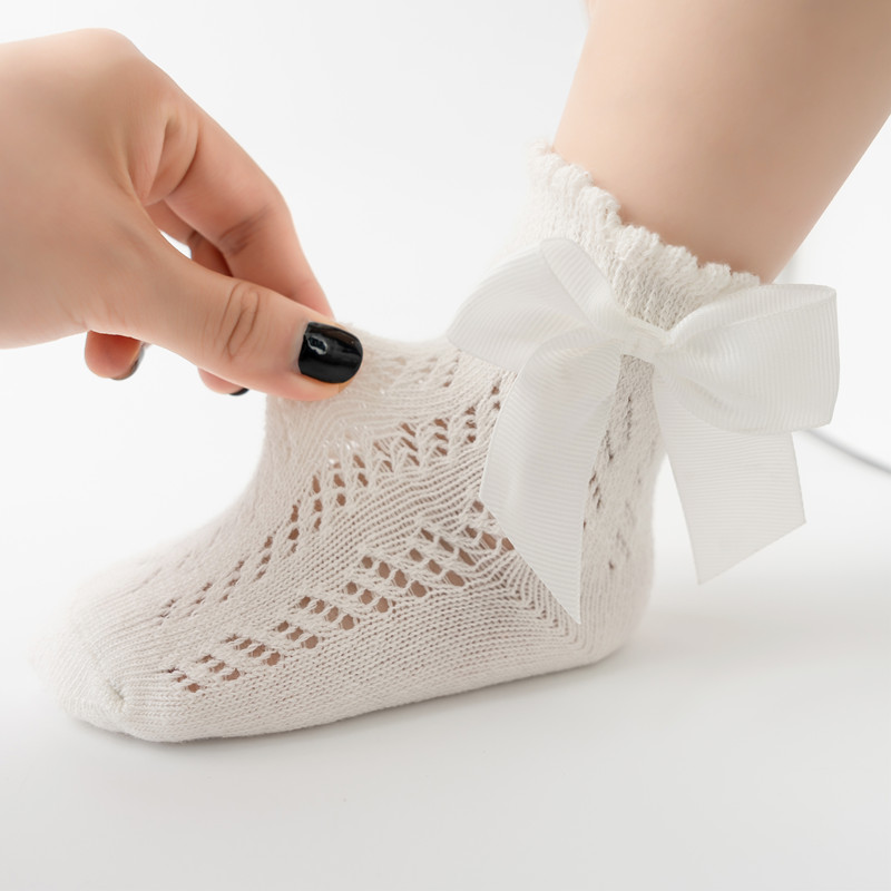夏の女の赤ちゃん靴下大きな弓通気性子供ショート靴下中空幼児子 - Baby Xl のレビューと価格