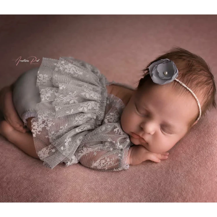 新生児の写真撮影の小道具女の赤ちゃんのレースの衣装ボディスー - Baby Clothing On Sale のレビューと価格